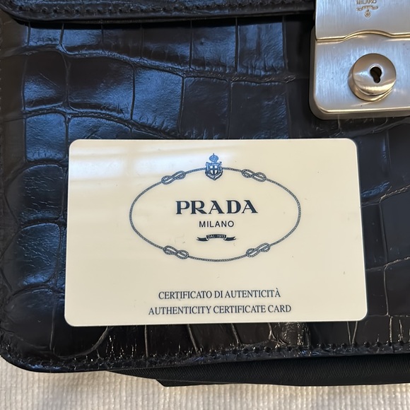 90’s Prada Black Croc embossed leather top handle handbag. - Picture 9 of 13